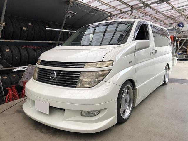 日産　エルグランドe51 フロントバンパー