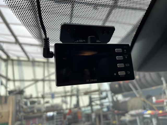 カローラフィールダーHV　ドライブレコーダー取り付け　前後２カメラ　パーツ持ち込み　ZWE211　上尾市