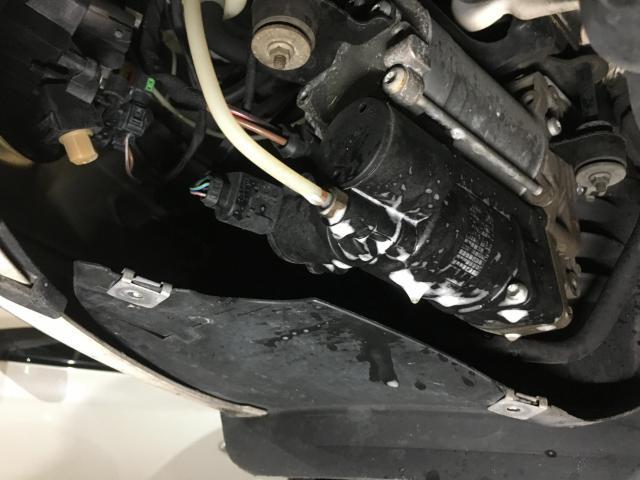 w221ベンツ エアサス交換 長野市