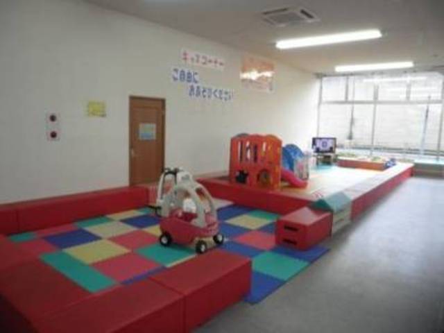 お子ちゃま広場