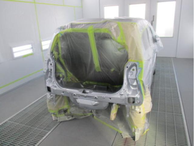 バンパー鈑金塗装修理・バックドア交換事例（ダイハツ・イース）