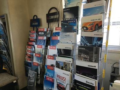 新車・中古車の販売も行っております！