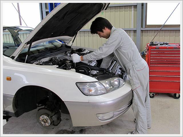 自動車整備士の中古車販売店オートプラネット(1枚目)