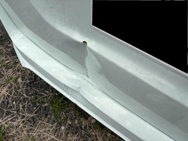 日日産　セレナ　ＨＦＣ27　外装キズ・へこみ修理　埼玉県　富士見市　保険修理も大歓迎　無料代車完備　格安　鈑金塗装修理　無料見積り