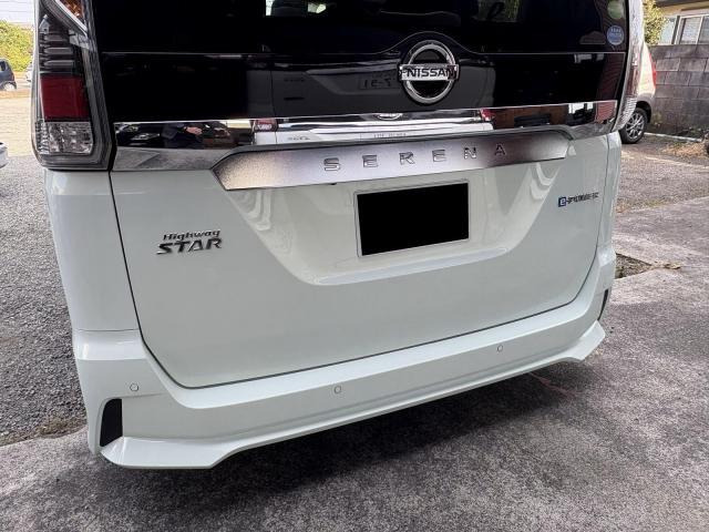 日日産　セレナ　ＨＦＣ27　外装キズ・へこみ修理　埼玉県　富士見市　保険修理も大歓迎　無料代車完備　格安　鈑金塗装修理　無料見積り