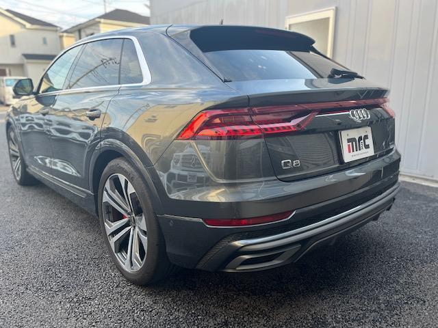 買取　ｱｳﾃﾞｨ　Audi　 Q8　 55TFSI　 Sline