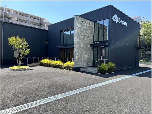 届出済未使用車専門店 Legare 三鷹店(レガーレ)