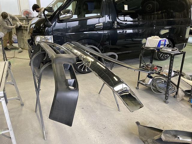 『車検』『修理』『鈑金』『損害保険』『各種カスタム』お任せください♪♪