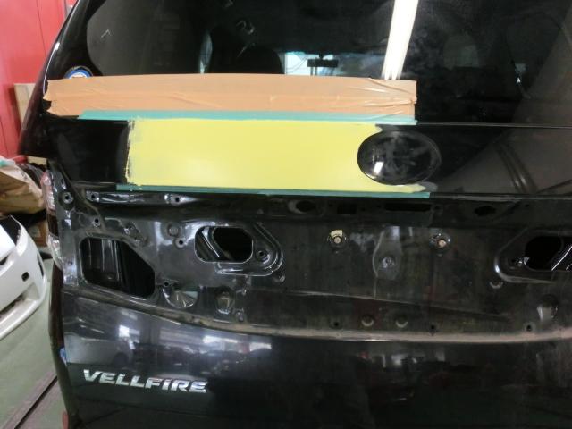 トヨタ ヴェルファイア 板金塗装修理