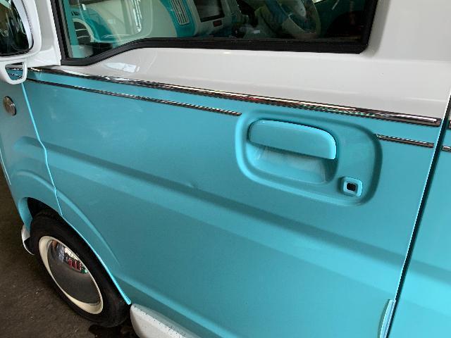スズキ エブリィワゴン カスタマイズ車の板金塗装 特殊なカラー