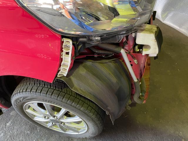 日産　デイズ　フロントバンパーカバー取替