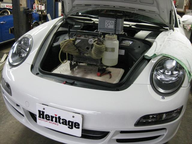 2005y ポルシェ997　911　車検整備　ブレーキパット交換　スパークプラグ交換　川崎市宮前区　神奈川県　修理　故障　パーツ持ち込み　輸入車　外車