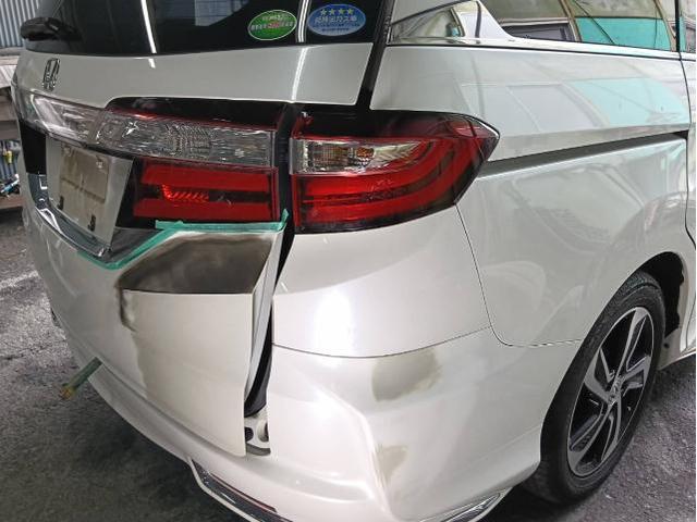 ホンダ　オデッセイ板金・外装補修修理　保険修理　格安鈑金もお任せ下さい！千葉県千葉市稲毛区、花見川区、犢橋、大日町、中央区、若葉区、緑区・佐倉市・八千代市・四街道市・習志野市・八街市・成田市、他地域も大歓迎です！代車も無料になります。