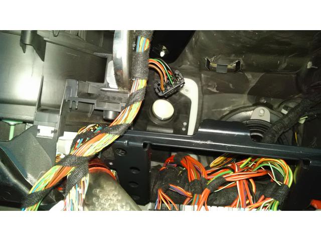 BMW E90 335i E-BOX ファン 交換