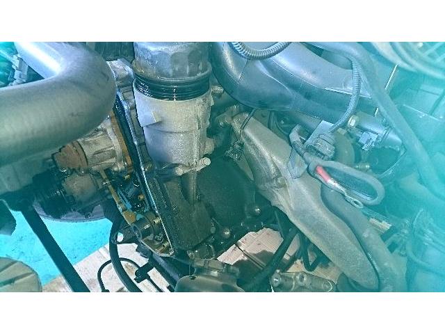 BMW    E46   318i    オイル漏れ修理(エンジン・オイル・エレメントケース・パッキン交換)