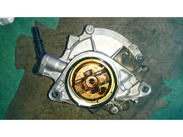 R56 ミニクーパーS オイル漏れ修理(バキューム・ポンプOリング R56 ミニクーパーS オイル漏れ修理(バキューム・ポンプOリング