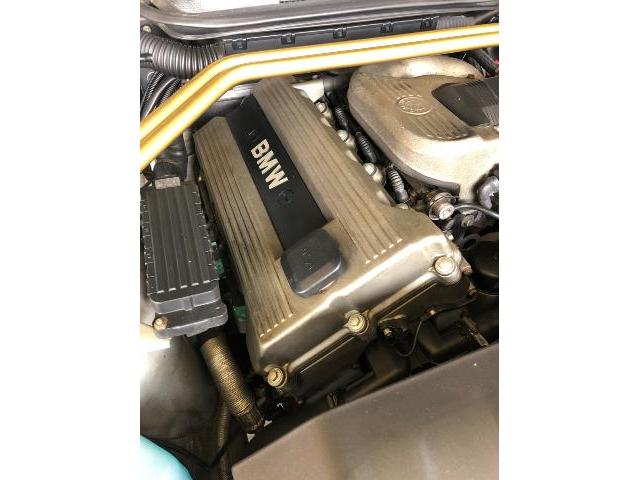 BMW    E36    318is    オイル漏れ修理