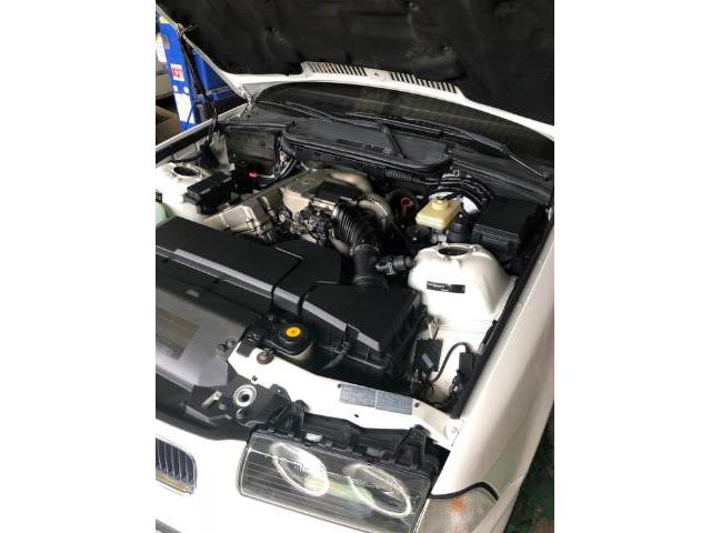 BMW   E36   318is   オイル漏れ修理