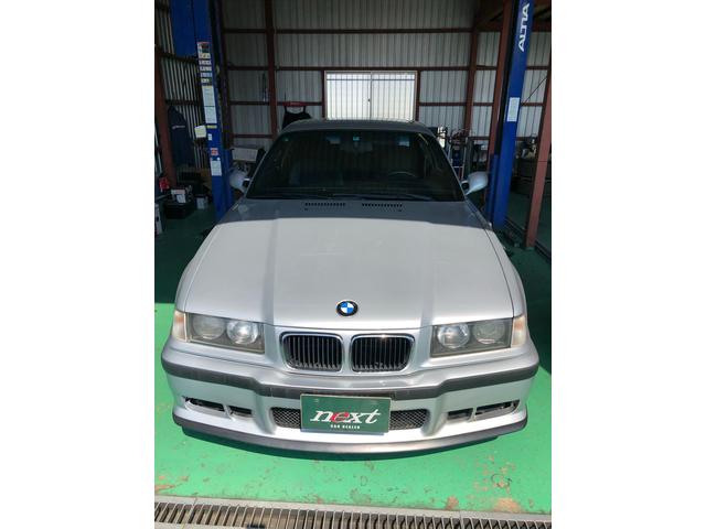 BMW　E36　318is　天張り張替え