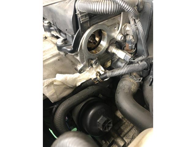BMW　R56　ミニクーパー　エンジンオイル漏れ修理