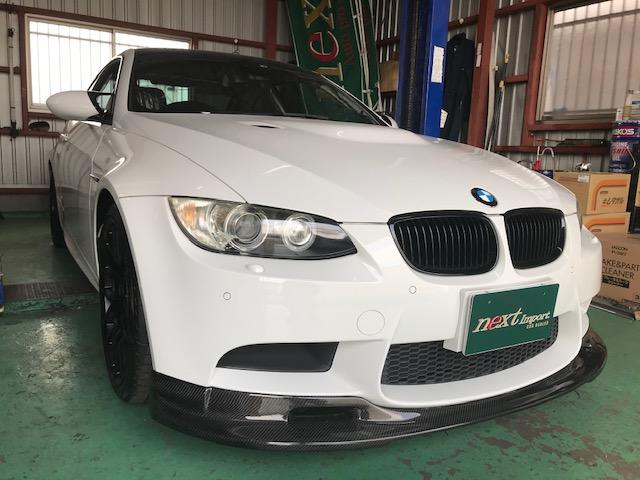 BMW　E90　M3　エンジンオイル　漏れ　修理　タペットカバーパッキン　交換　埼玉　春日部　輸入車　専門店　ABA-WD40　S65B40A