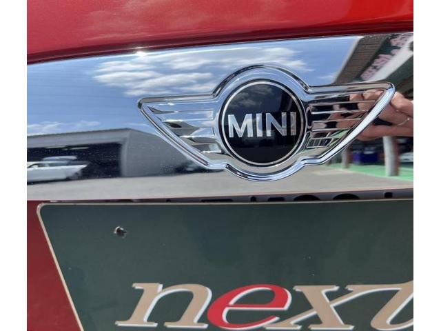 MINI Ｆ56 トランクエンブレム交換 埼玉 春日部 輸入車専門店