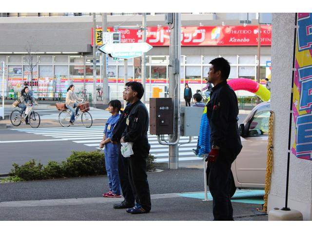 お客様のお見送りは全員が基本です！