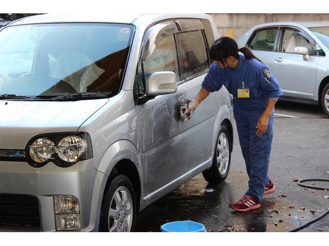 納車前の洗車にも気持ちを込めています！