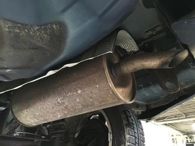 マフラーの取り付けや修理も承ります！