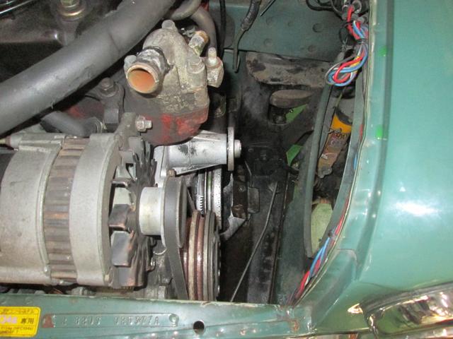 １９９６年式　ローバーミニ　車検整備　クランクシャフトプーリ交換