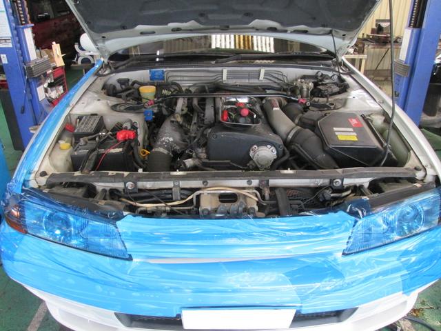 日産スカイラインＧＴ－Ｒ　Ｒ３２　冷却水漏れ　ラジエーター交換