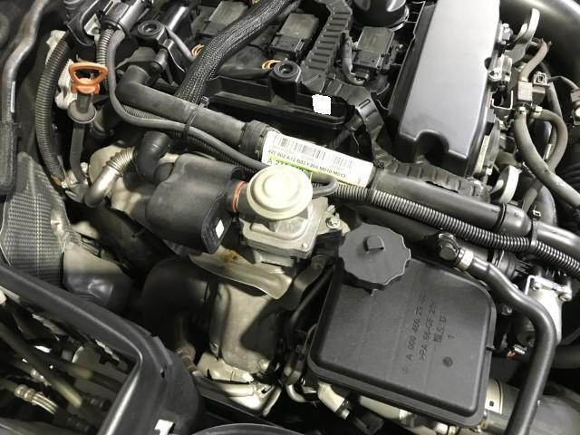 メルセデスベンツ Cクラス ステーションワゴン（W204）EGRバルブ交換　国産車・輸入車対応・車検・整備・見積もりもお任せ下さい！八王子/日野/多摩地区/相模原/他地域のお客様も大歓迎です！