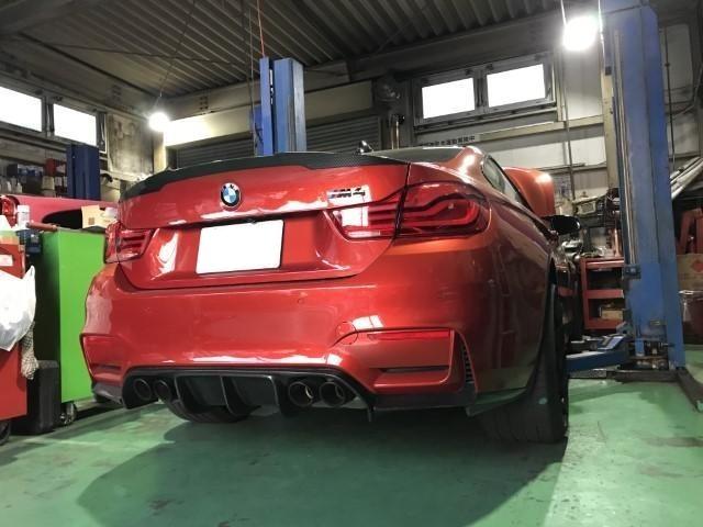 BMW M4（F82）エンジンオイル交換　国産車・輸入車対応・車検・整備・見積もりもお任せ下さい！八王子/日野/多摩地区/相模原/他地域のお客様も大歓迎です！