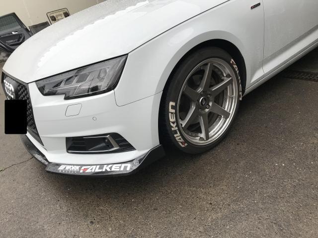 アウディ　Ａ４アバント　オイル交換入庫！国産車・輸入車対応・車検・整備・見積もりもお任せ下さい！八王子/日野/多摩地区/相模原/他地域のお客様も大歓迎です！