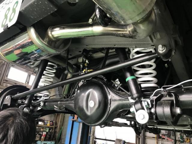 スズキ　ジムニーシエラ（JB74）1インチリフトアップコイルキットへの交換　国産車・輸入車対応・車検・整備・見積もりもお任せ下さい！八王子/日野/多摩地区/相模原/他地域のお客様も大歓迎です！
