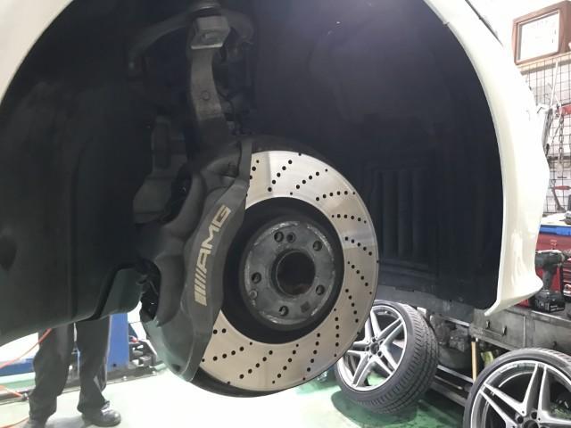 メルセデスＡＭＧ　Ｃクラス（W205）　法定点検のご依頼でご入庫　【国産車・輸入車対応・車検・整備・見積もりもお任せ下さい！八王子/日野/多摩地区/相模原/他地域のお客様も大歓迎です！】