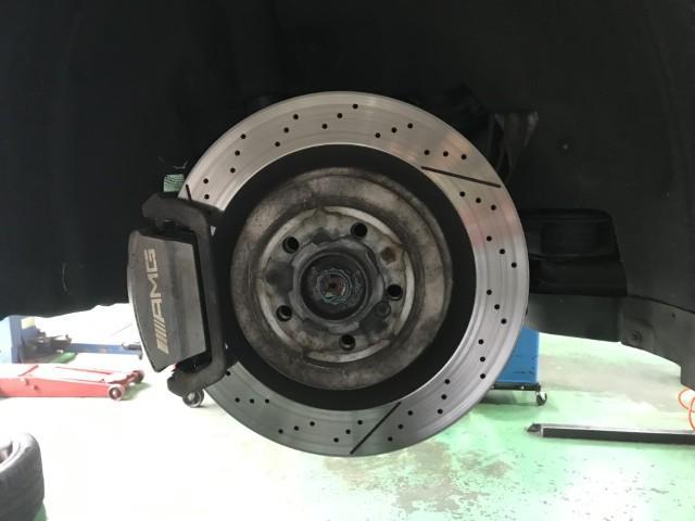 メルセデスＡＭＧ　Ｃクラス（W205）　法定点検のご依頼でご入庫　【国産車・輸入車対応・車検・整備・見積もりもお任せ下さい！八王子/日野/多摩地区/相模原/他地域のお客様も大歓迎です！】