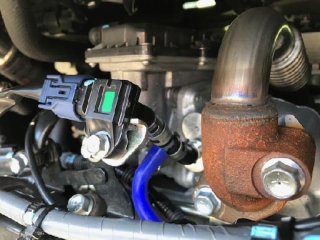 持込取付　追加メーター　三菱デリカ　オートゲージＥＶＯシリーズ　ブーストメーター
油圧メーター　配線加工　油圧センサーアダプター取付