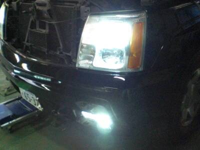 ＨＩＤ・ＬＥＤなど灯火類の取付もＯＫ！