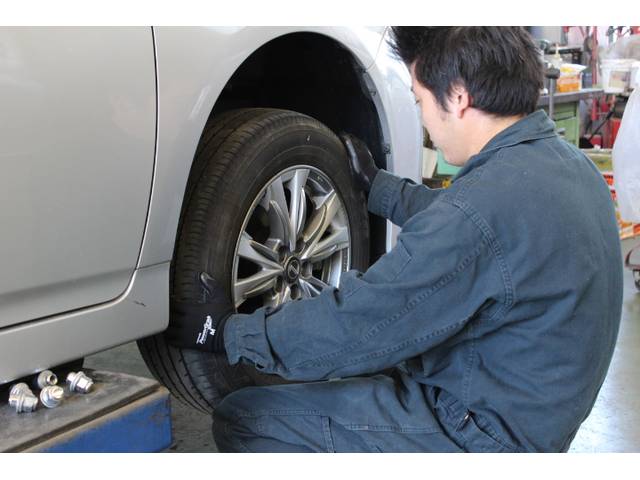 日常的なメンテンスも国家資格を持った整備士にお任せ下さい！