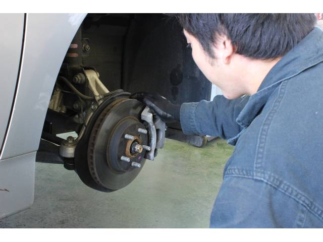 ブレーキパット交換もＯＫ！