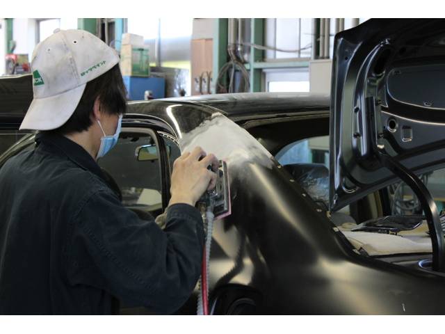 簡易修理では真似のできない、１クラス上の品質と安心をご提供します。