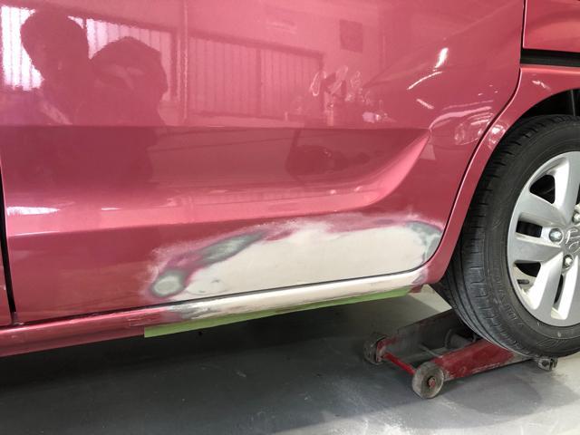 スペーシア　キズ　ヘコミ　スライドドア　サイドシル　サイドステップ　実績　相模原市　八王子市　厚木市　海老名市　愛甲郡　横浜市　川崎市　多摩市　稲城市　