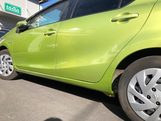 アクア　サイドシル　サイドステップ　キズ　ヘコミ　
鈑金塗装　実績　相模原市　八王子市　厚木市　海老名市　座間市　愛甲郡　横浜市　川崎市　多摩市　稲城市　