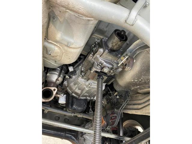 スズキ　ジムニー　1速、2速入りが悪い　リビルドトランスミッション交換