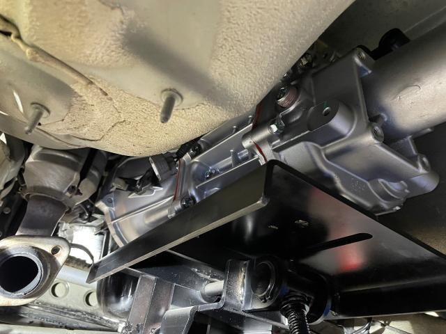 スズキ　ジムニー　1速、2速入りが悪い　リビルドトランスミッション交換