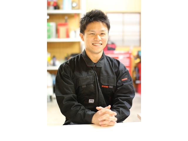 スタッフ紹介1