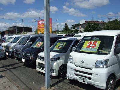 新車・中古車も販売