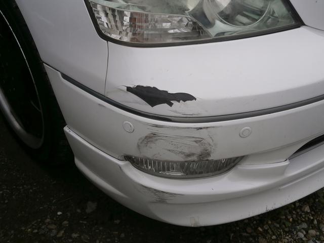 トヨタ セルシオ 事故修理 キズへコミ 鈑金塗装 保険修理 千葉県市川市・鎌ヶ谷市・船橋市・浦安市・白井市・松戸市・柏市・流山市・習志野市・江戸川区、他地域も大歓迎!