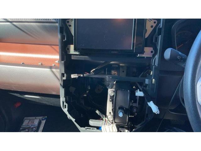 R1　トヨタ　タンク　TVキット取り付け！千葉県船橋市・市川市・鎌ヶ谷市・白井市・松戸市・習志野市・八千代市・千葉市、幕張・浦安市、他地域のお客様も大歓迎です！